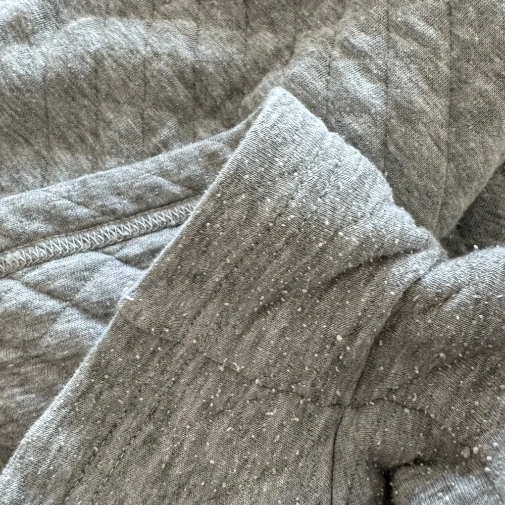 ALO Yoga Grey Quilted Loungewear Set (Size S) - Picture 4 of 7